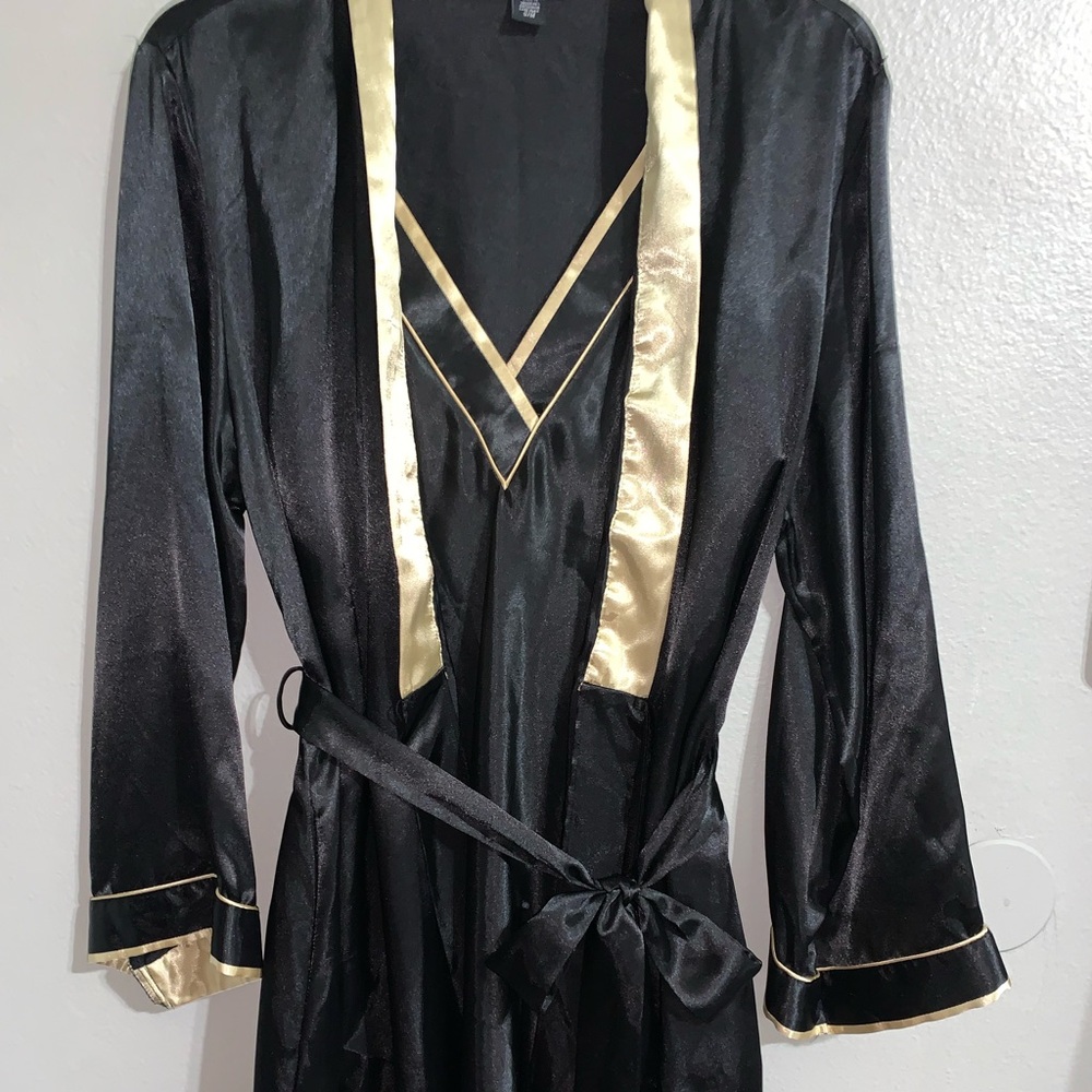 Jones New York night gown and robe black gold accents silk feel size s/m - Picture 5 of 10